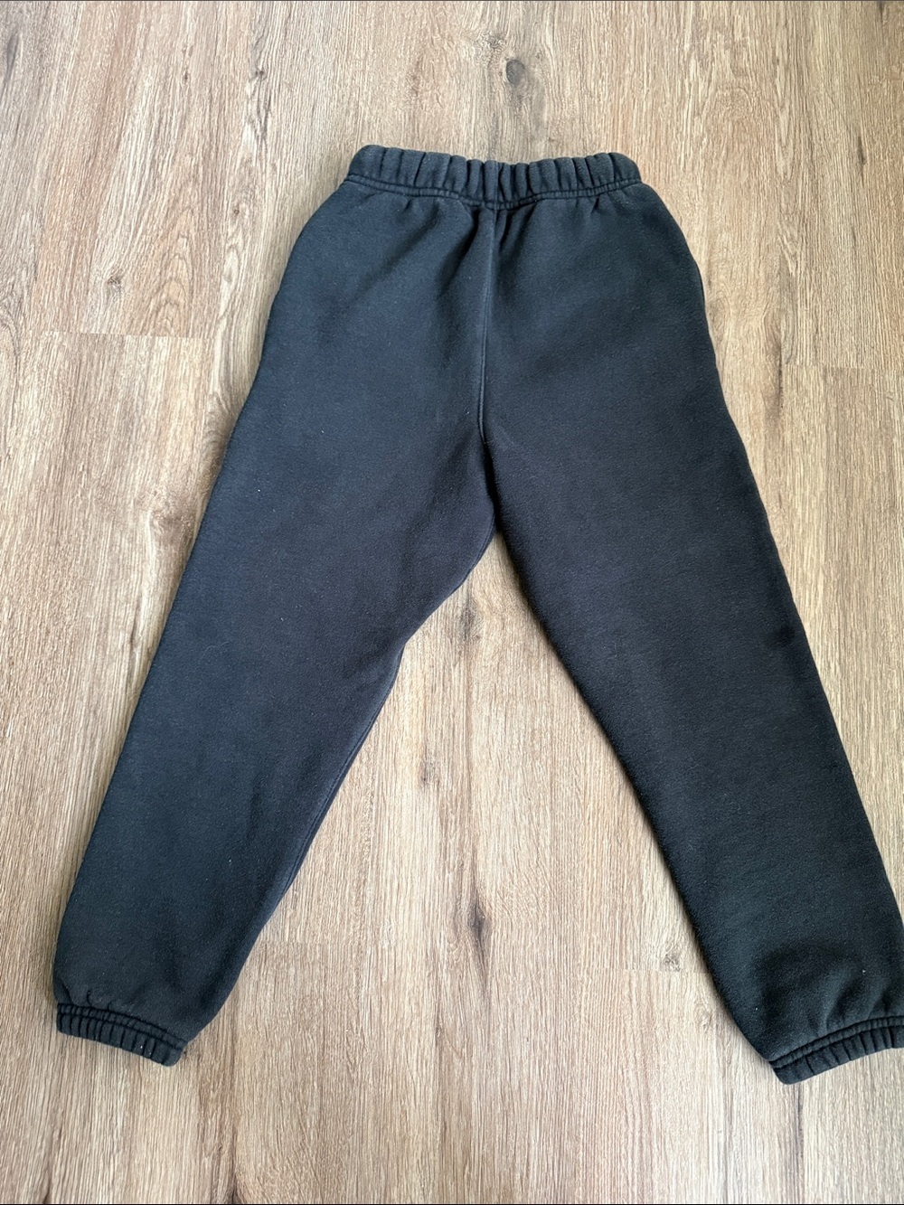 Fear of God Essentials Kids Black Jogger Sweatpants Size 6/7 - Picture 7 of 9